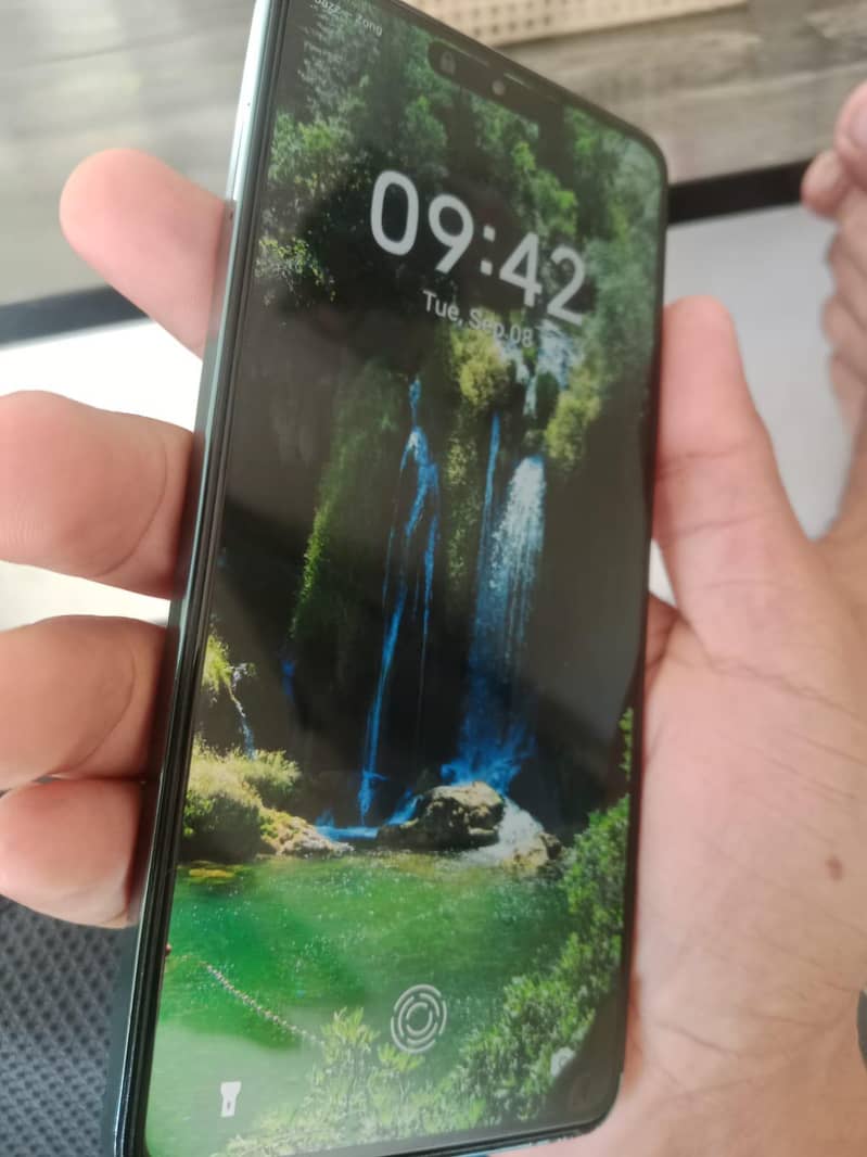 Tecno CAMON 20 1