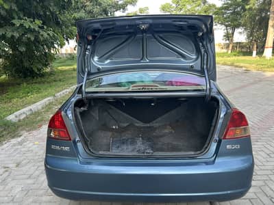Honda Civic EXi 2005