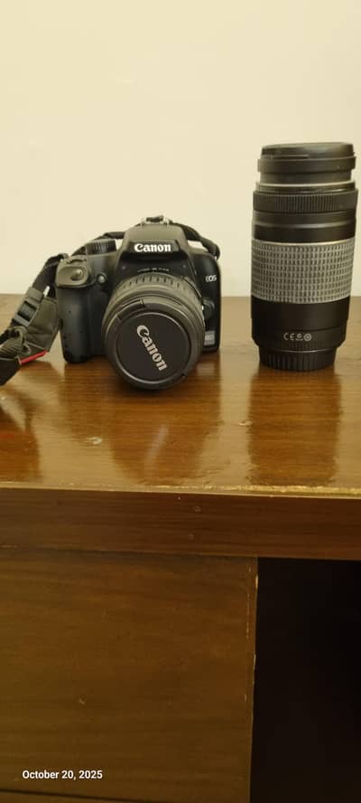 DSLR Camera