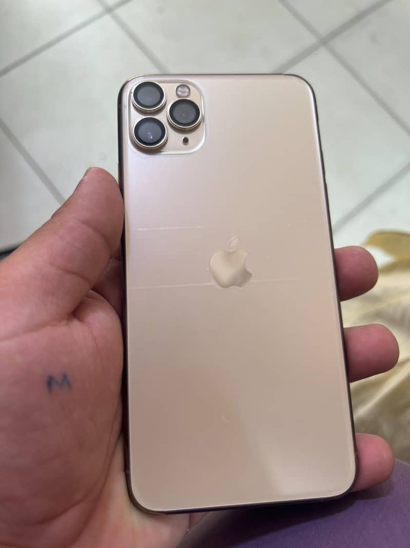 iPhone 11 Pro Max 3