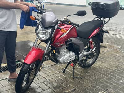 GSX - 125 Suzuki