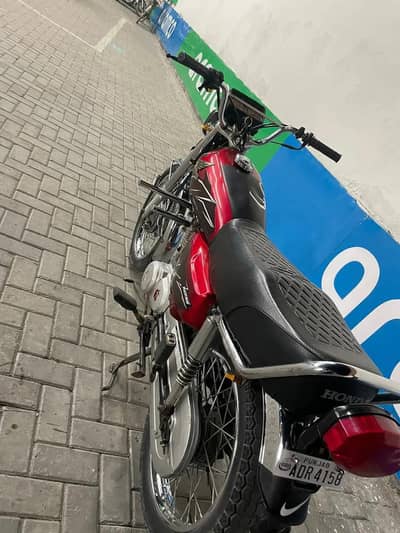 Honda 125 model 20/21 neat and clean condition
