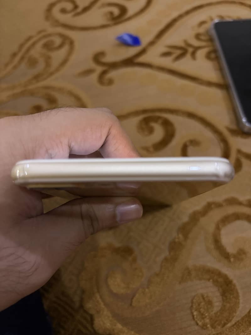 iPhone 7 Plus 2