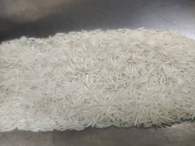 Kainat 2 saal purana chawal