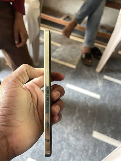 Vivo Y100