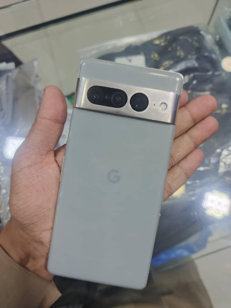 Google Pixel 7 Pro 4