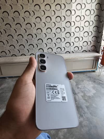 Infinix Hot 60 Pro