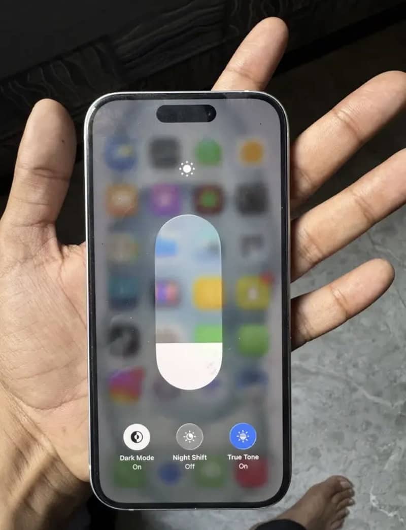 Apple iPhone 15 3