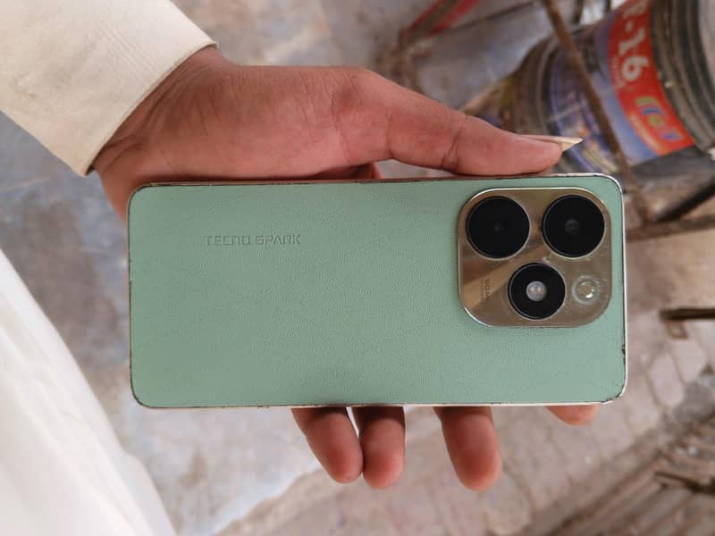 Tecno Spark 20C 0