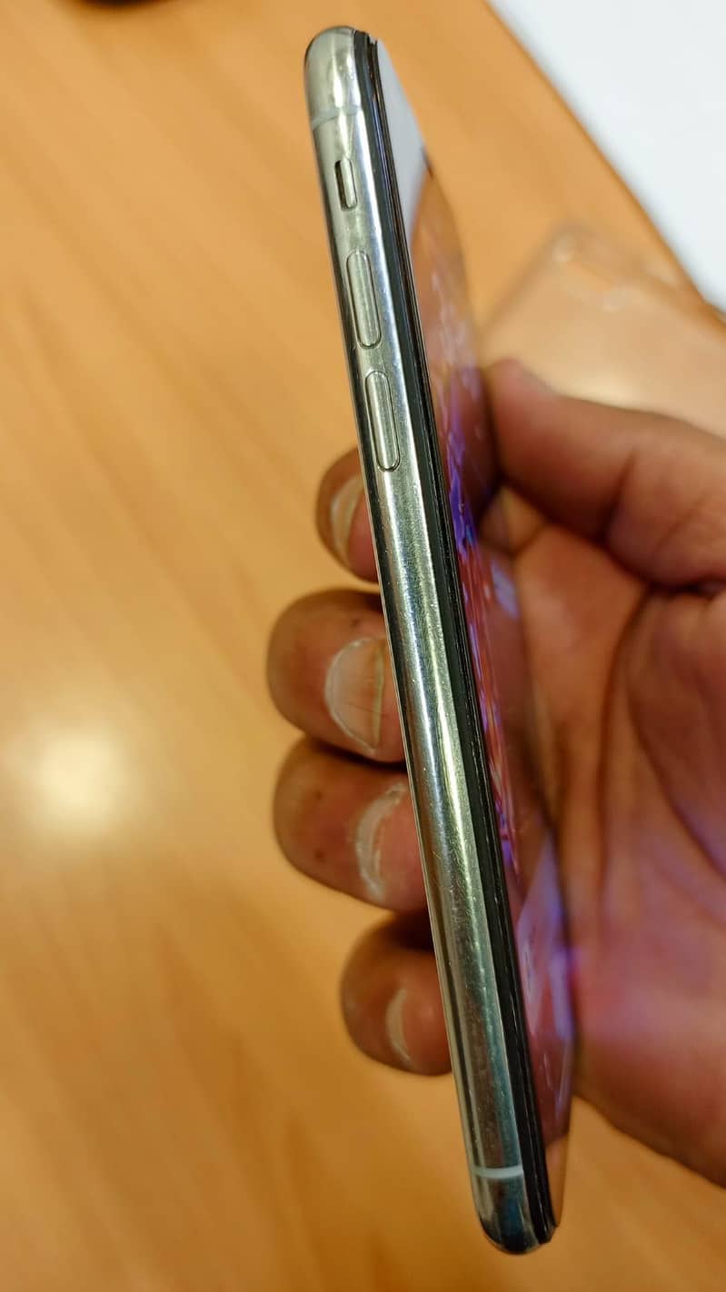 Apple iPhone X 1