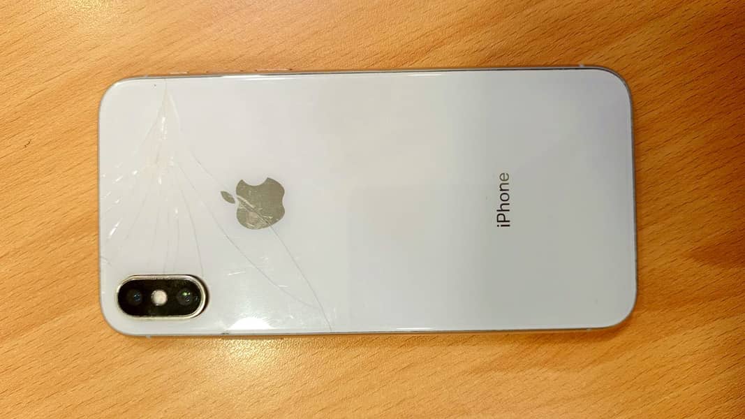 Apple iPhone X 3