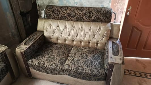 Sofa sat for sale