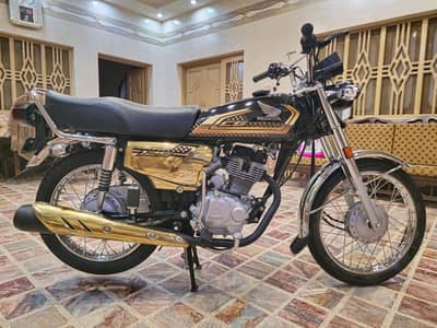 HONDA CG 125 S GOLD EDITION 2025 MODEL