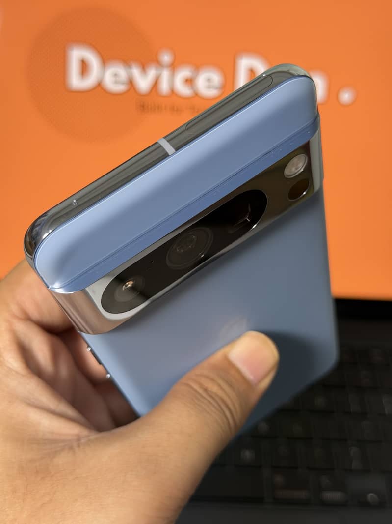 Google Pixel 8 Pro 2