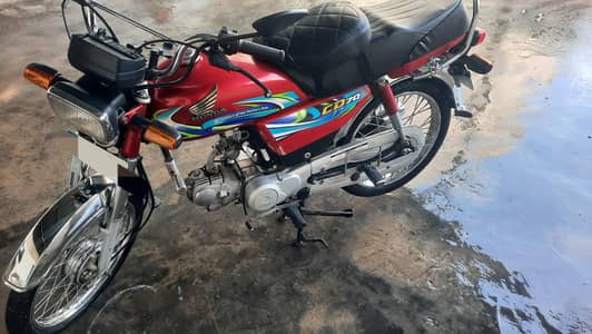 honda 70 bike new condition 03000709011