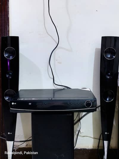 LG ORIGNAL BRAND SPEAKER AND AMPLI
