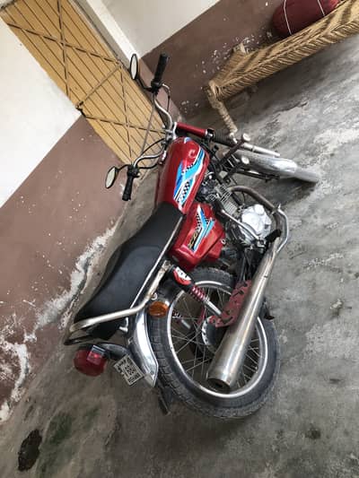 United 125