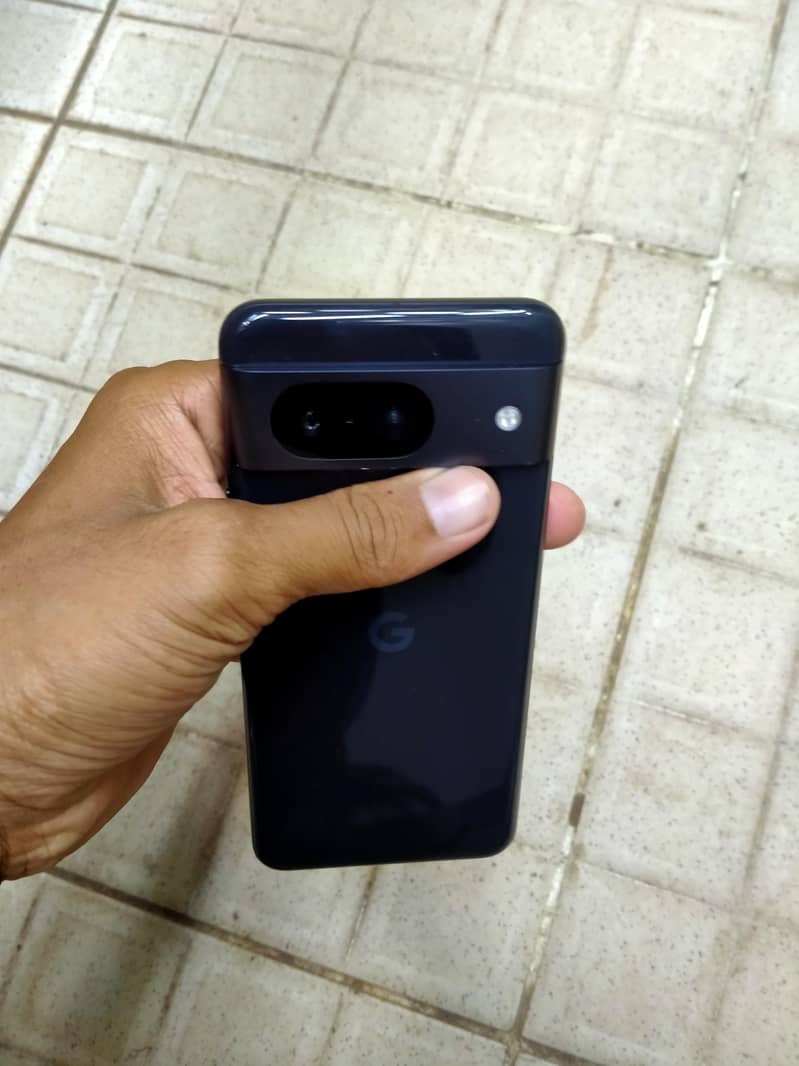 Google Pixel 8 7