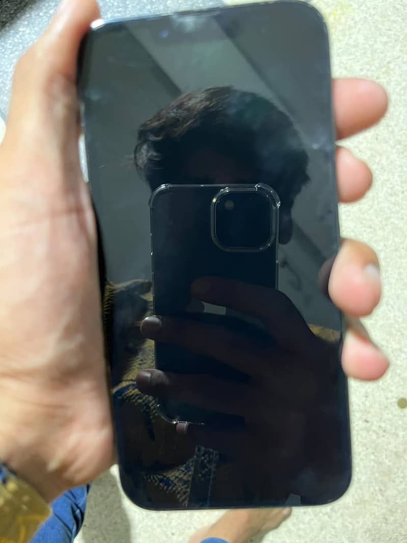 Apple iPhone 13 Pro 4