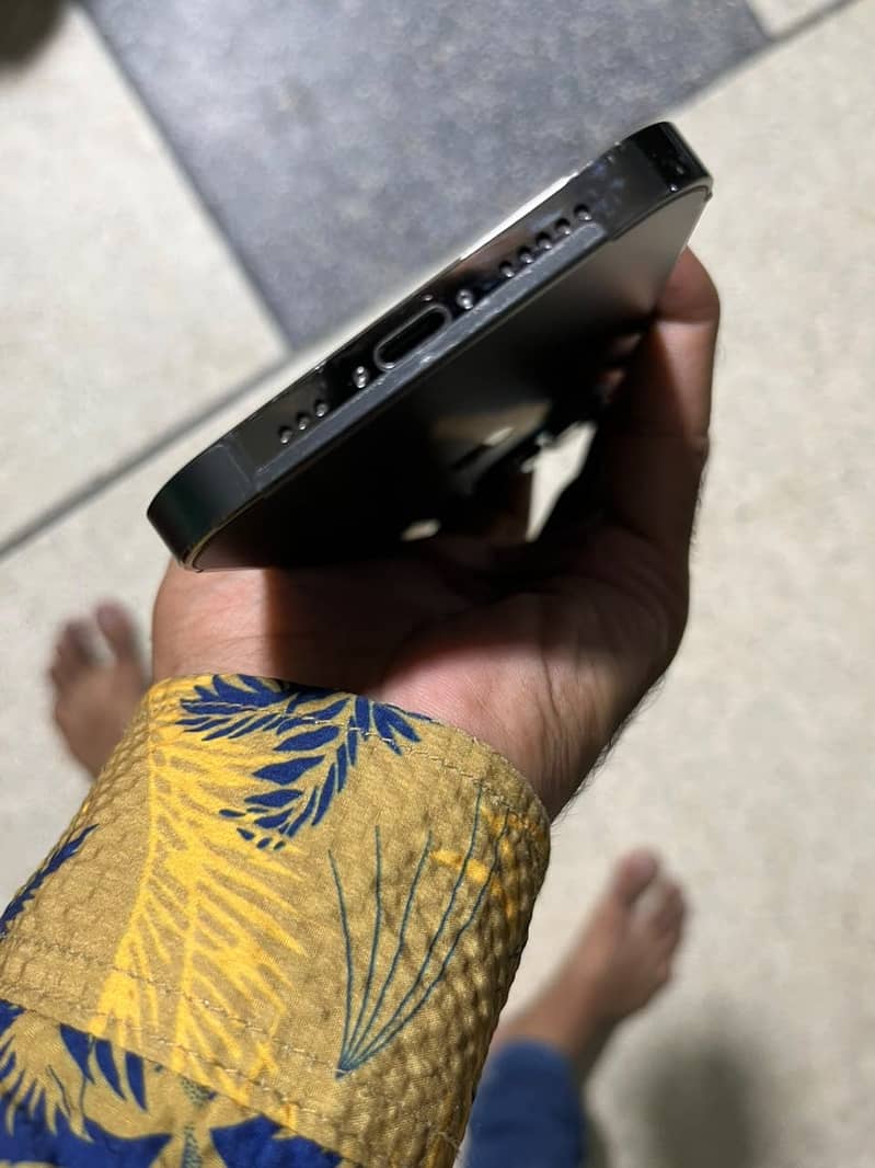 Apple iPhone 13 Pro 6
