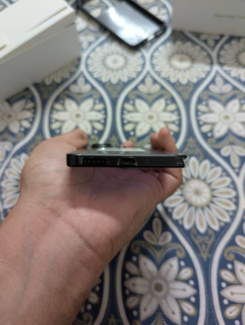 Xiaomi Redmi Note 13 Pro 4