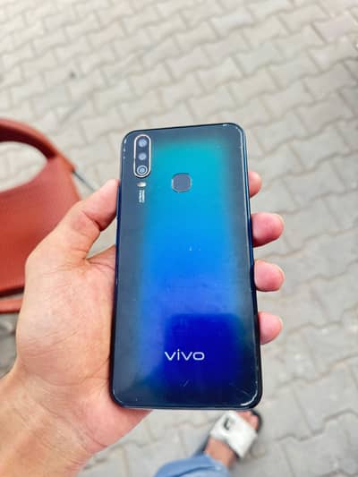 Vivo Y17