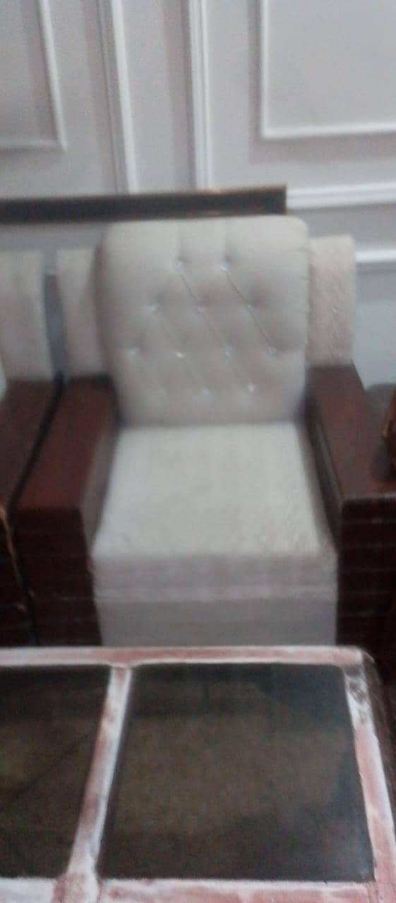 5 seater sofa 0