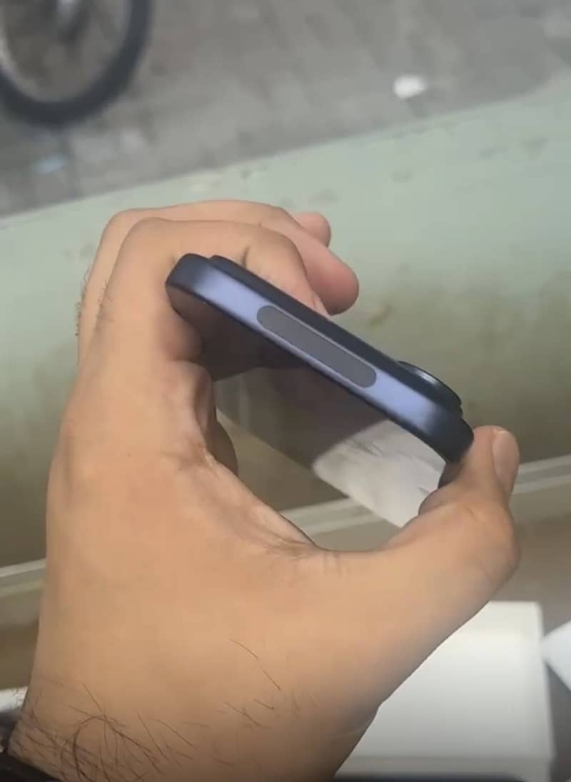 Apple iPhone 17 Pro 2