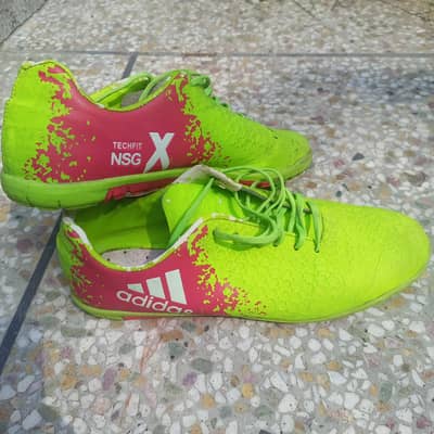 Adidas football / soccer shoes made in Vietnam