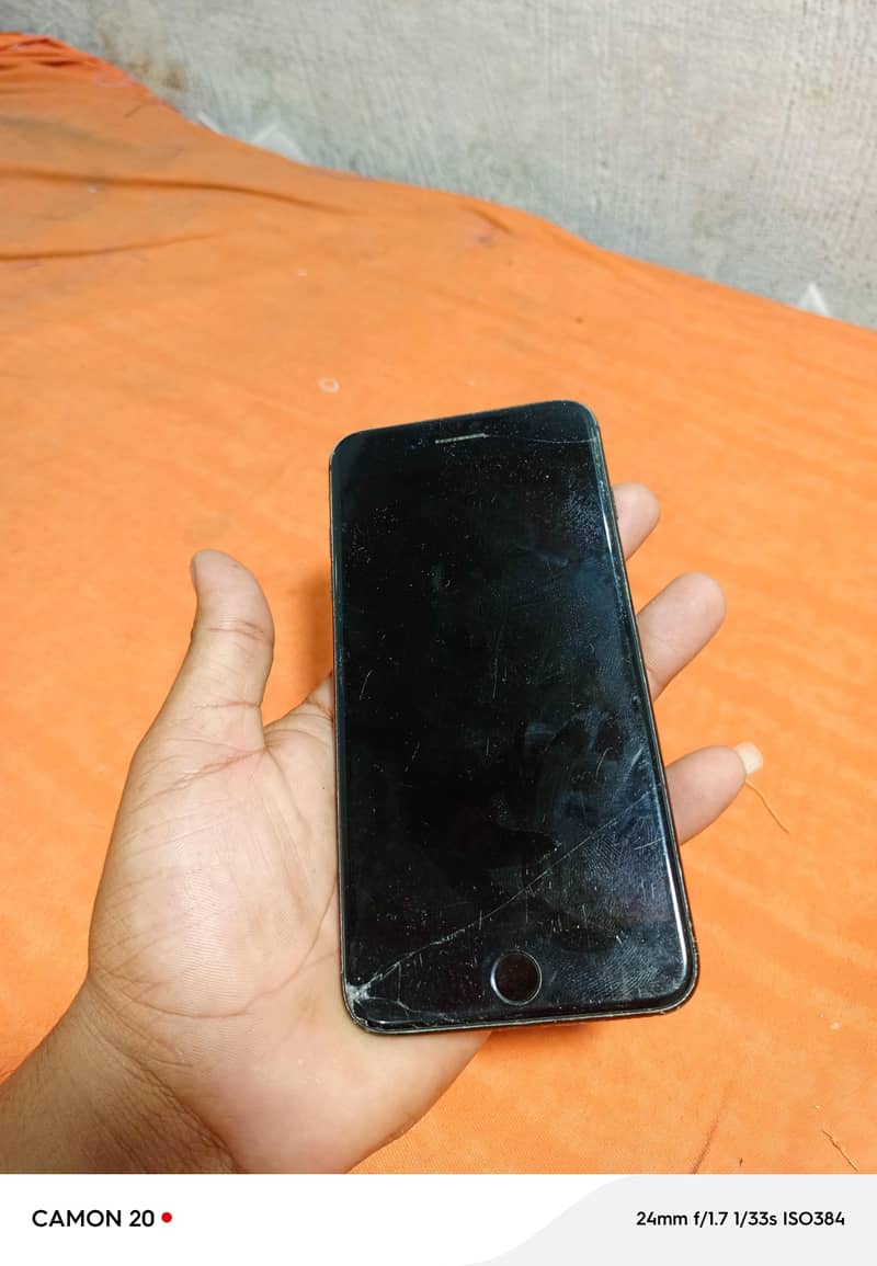 Apple iPhone 7 Plus 4