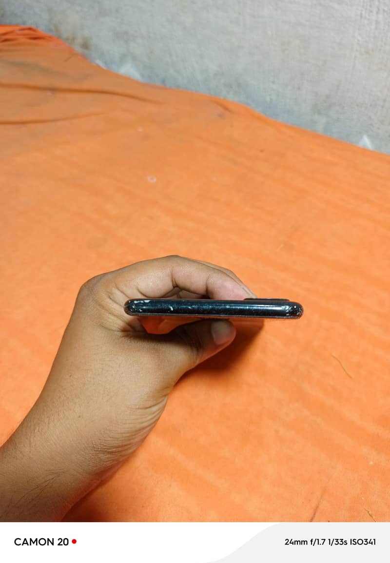 Apple iPhone 7 Plus 5