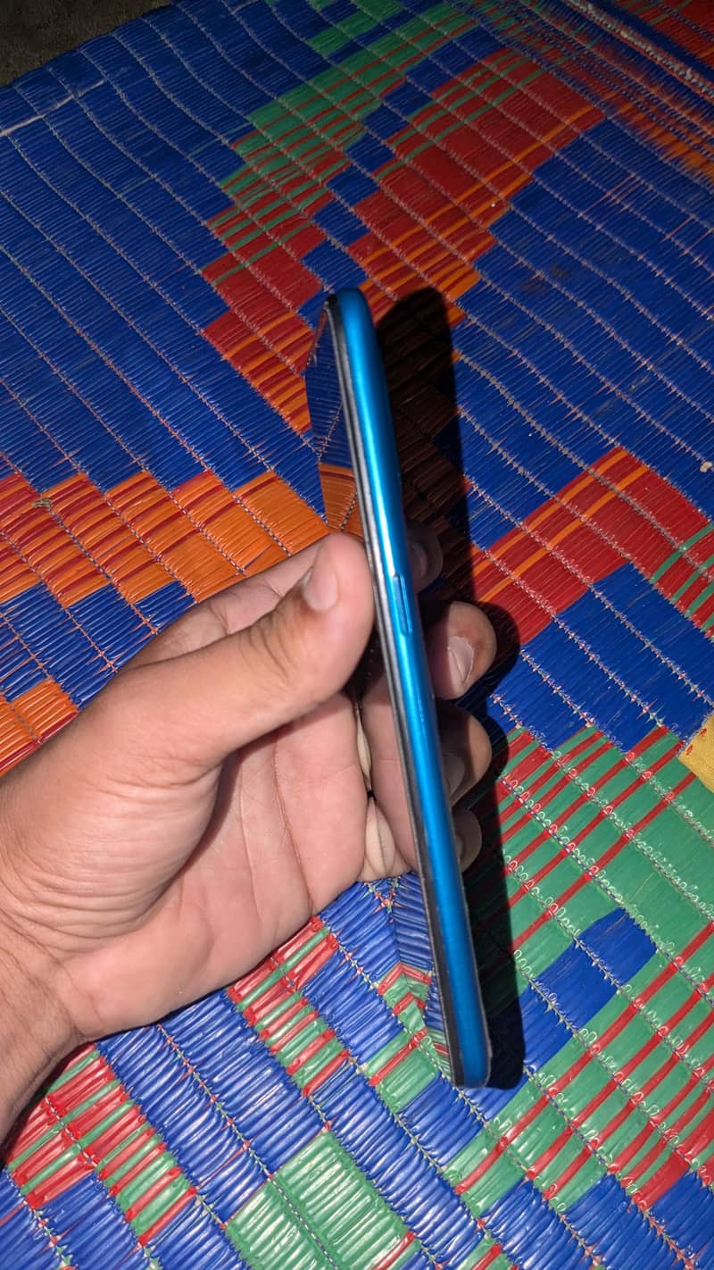 OPPO A31 3