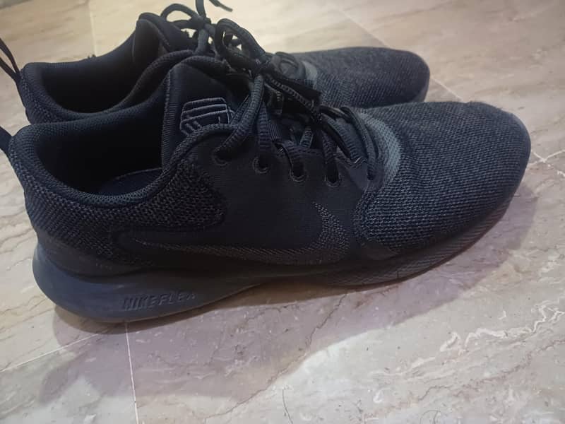 NIKE FLEX 0