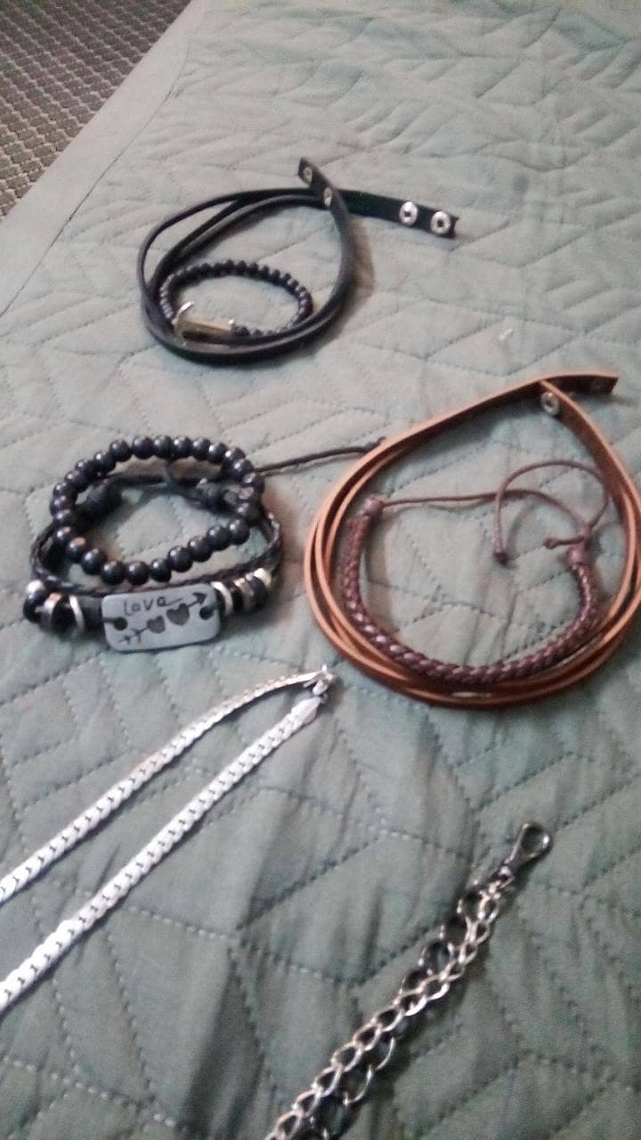 brecelete,chains 3