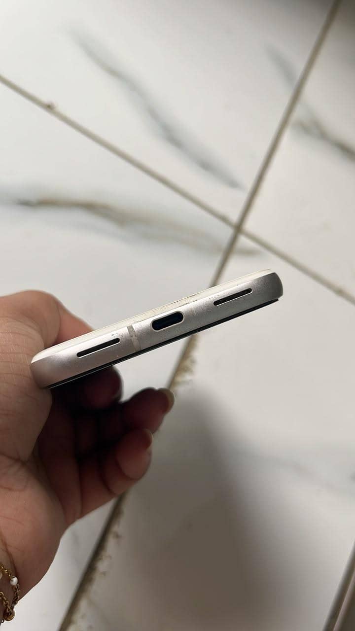 Google Pixel 8a 2