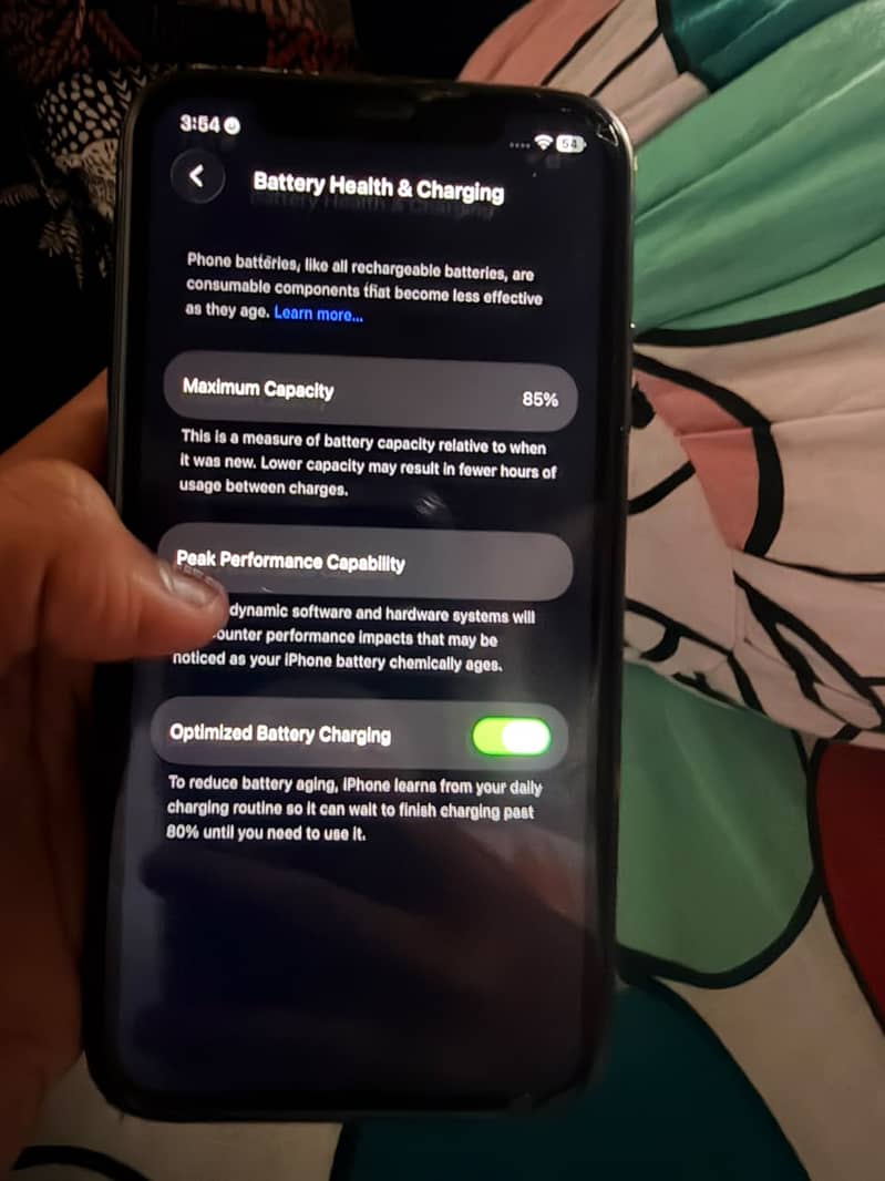 Apple iPhone 11 4