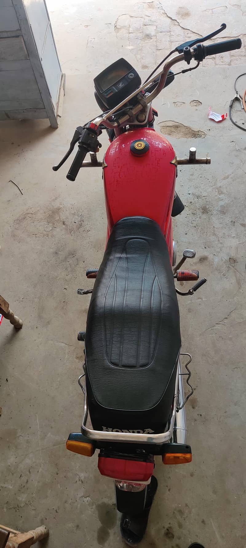 CD 70 2012 Model 4