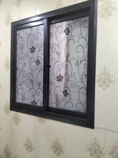 Aluminium,celing and wallpaper
