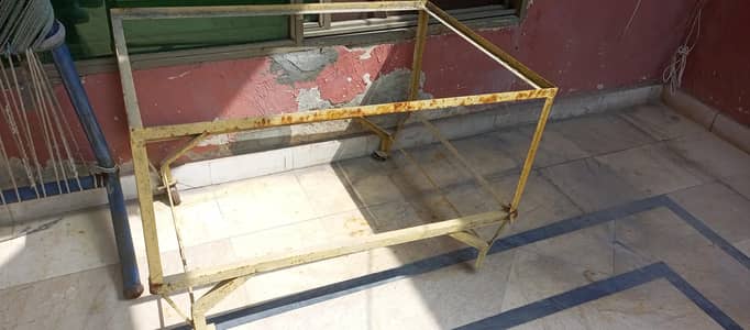 iron cooler stand