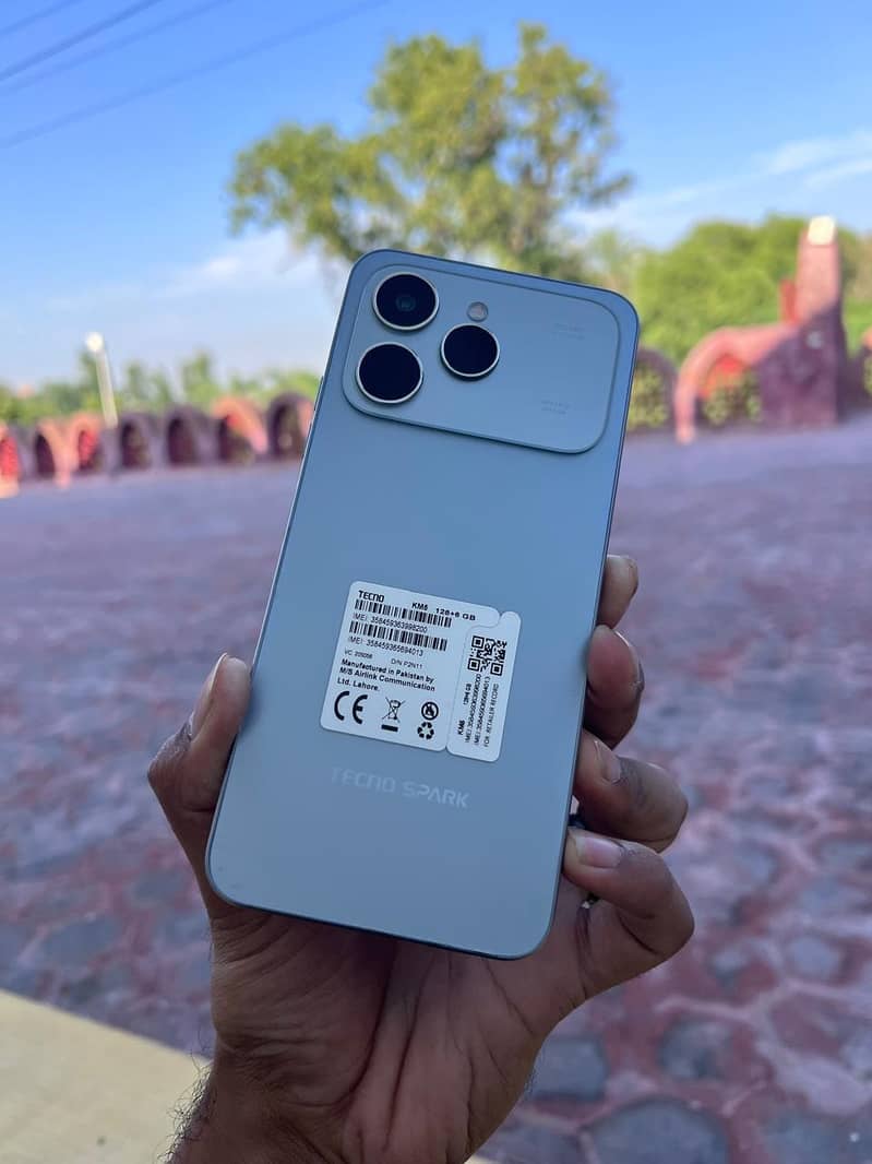 Tecno Spark 40 0
