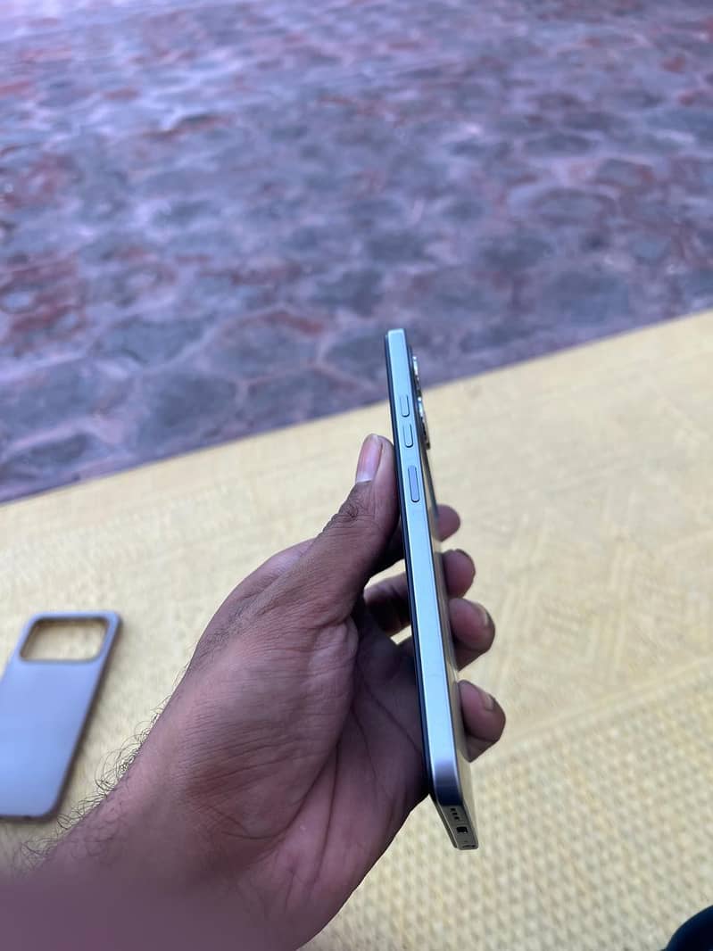 Tecno Spark 40 1