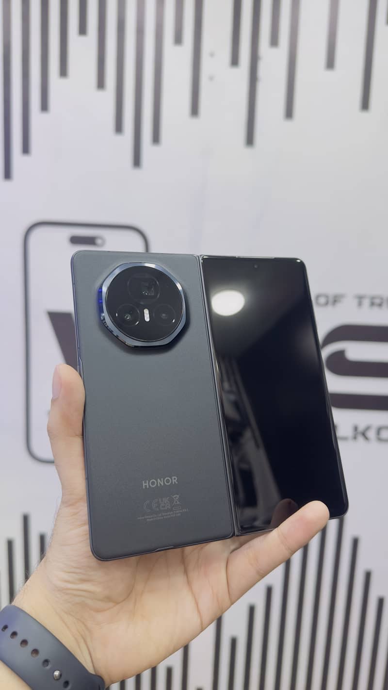 Honor Magic V3 1