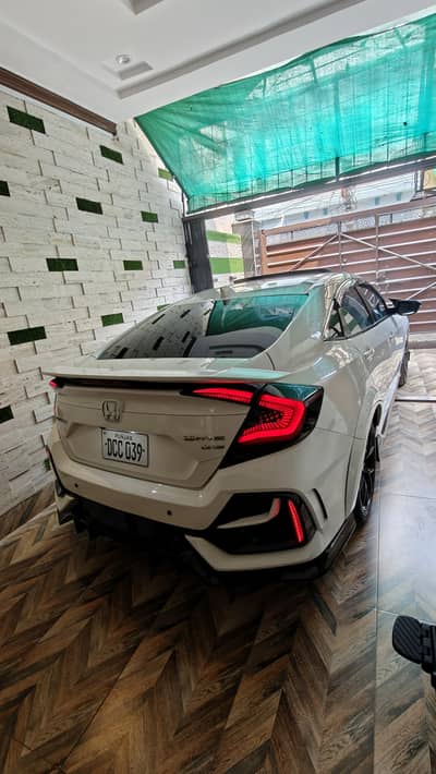 Honda Civic VTi Oriel Prosmatec 2021