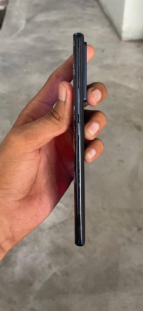 Infinix Note 40 Pro 3