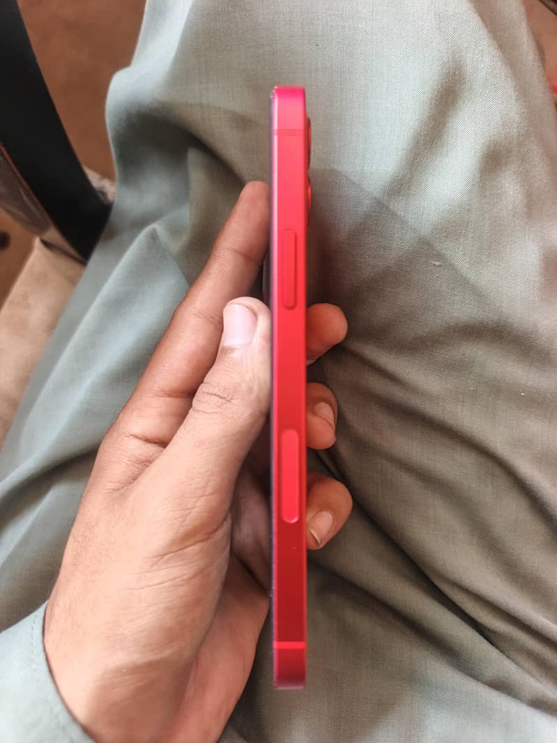 Apple iPhone 12 1
