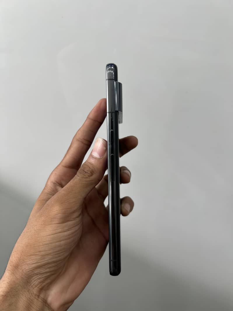 Google Pixel 8 Pro 4