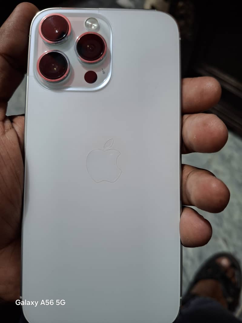 Apple iPhone 14 Pro Max 0
