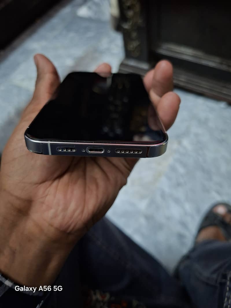 Apple iPhone 14 Pro Max 1