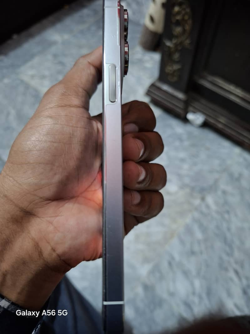 Apple iPhone 14 Pro Max 2
