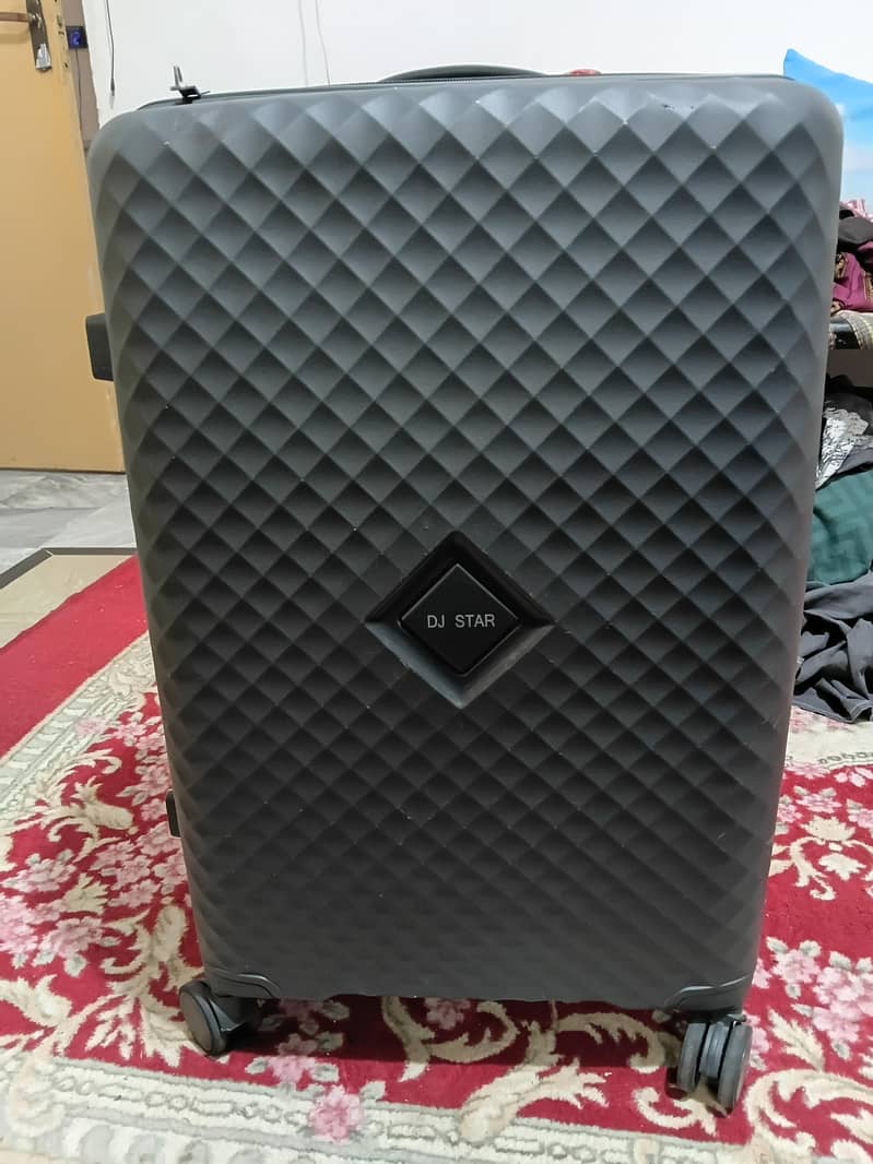 Suit case 0
